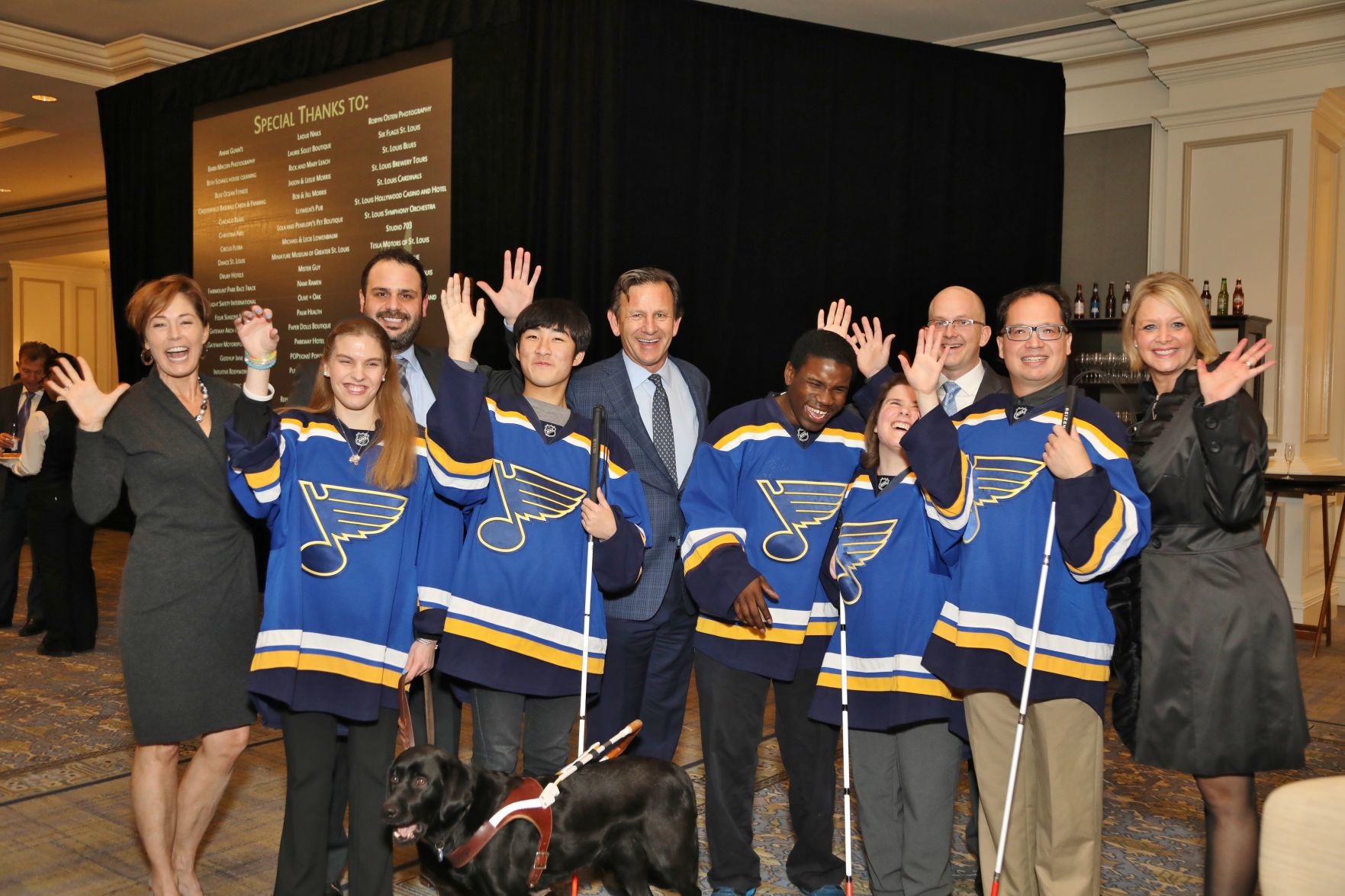 Emily Burch, Annie Donnell, Randy Girsch, Seyoon Choy, Visionary Award honoree Chris Zimmerman, President and CEO of Business Operations of the St. Louis Blues, Nick Silver, Cortney Glonka, Jeff Nann, Elton Thomas,
Jamie Nann